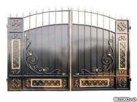 Ворота с элементами ковки №29, каркас - труба, листовая сталь 2 мм