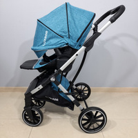 Детская прогулочная коляска Luxmom 740 голубая