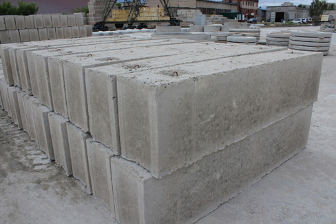 Блок фундаментный бетонный ФБС 12-5-3